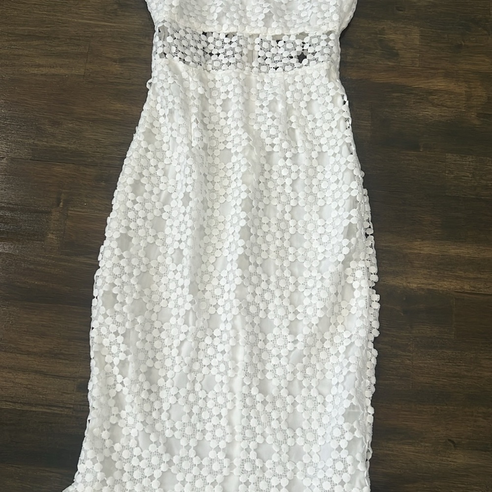 PRINCESS POLLY DRESS - Picture 8 of 11